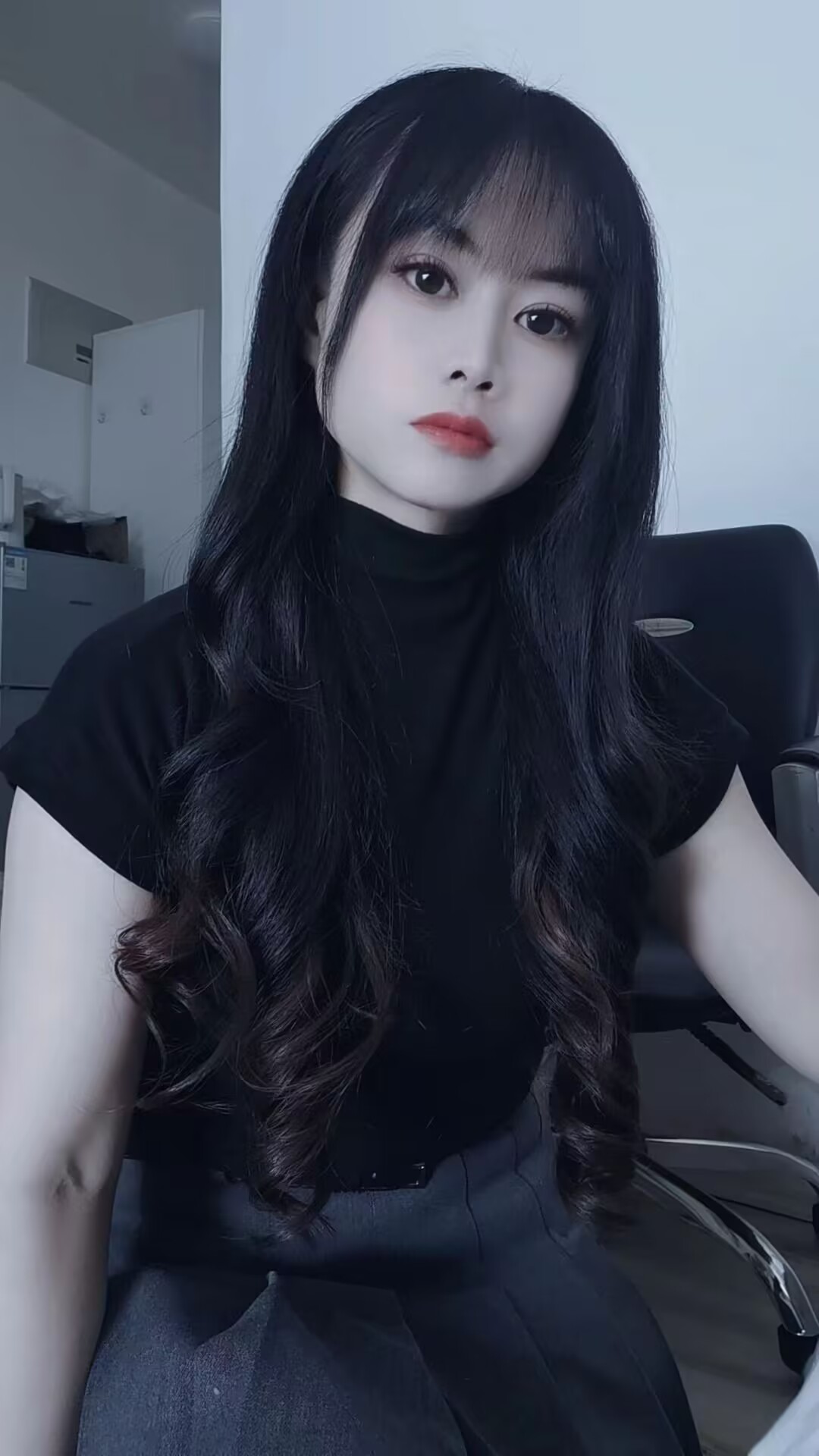 172041vztwb1hthh100h0i.png