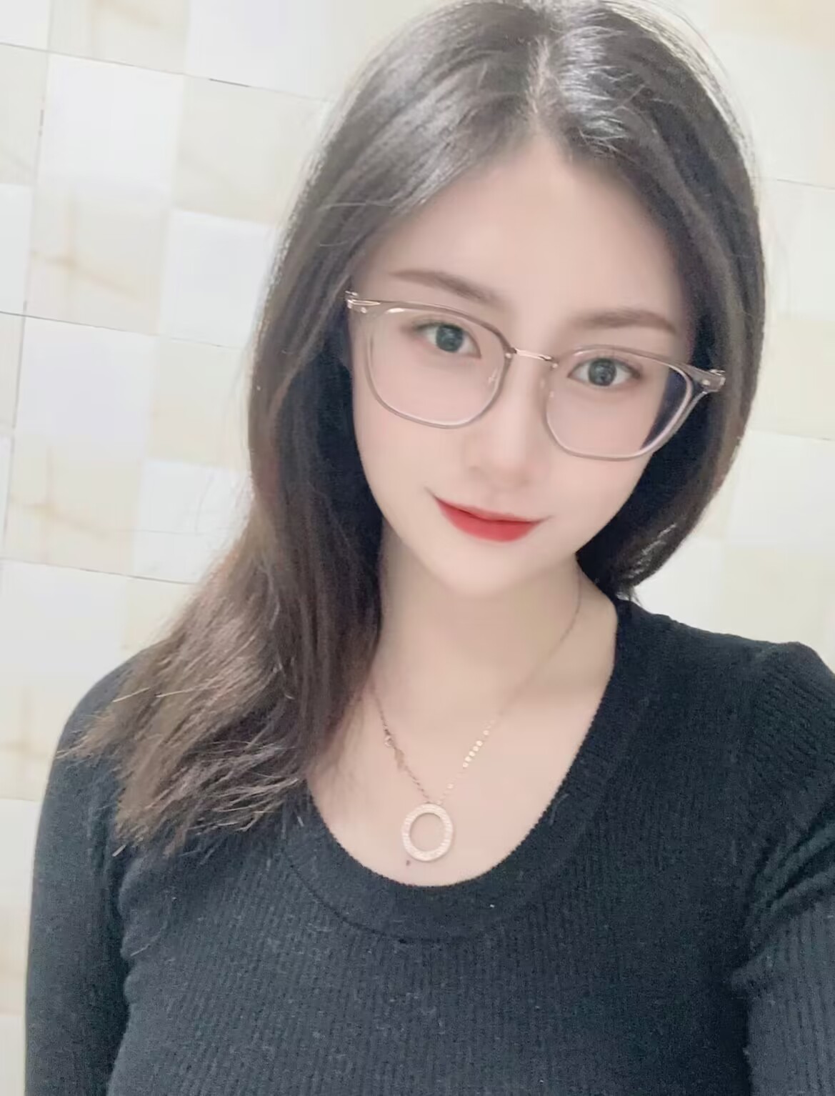 225225lee39z3l4j7m3wce.png
