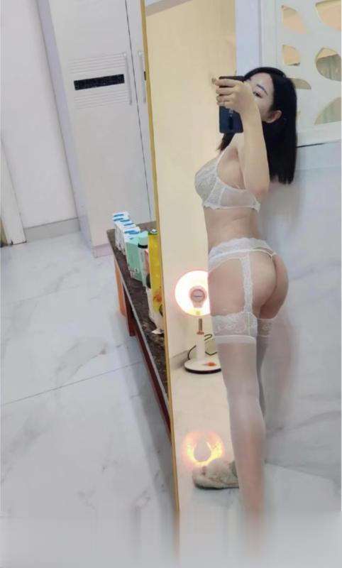 162028lg9u295599j99p5u.jpg