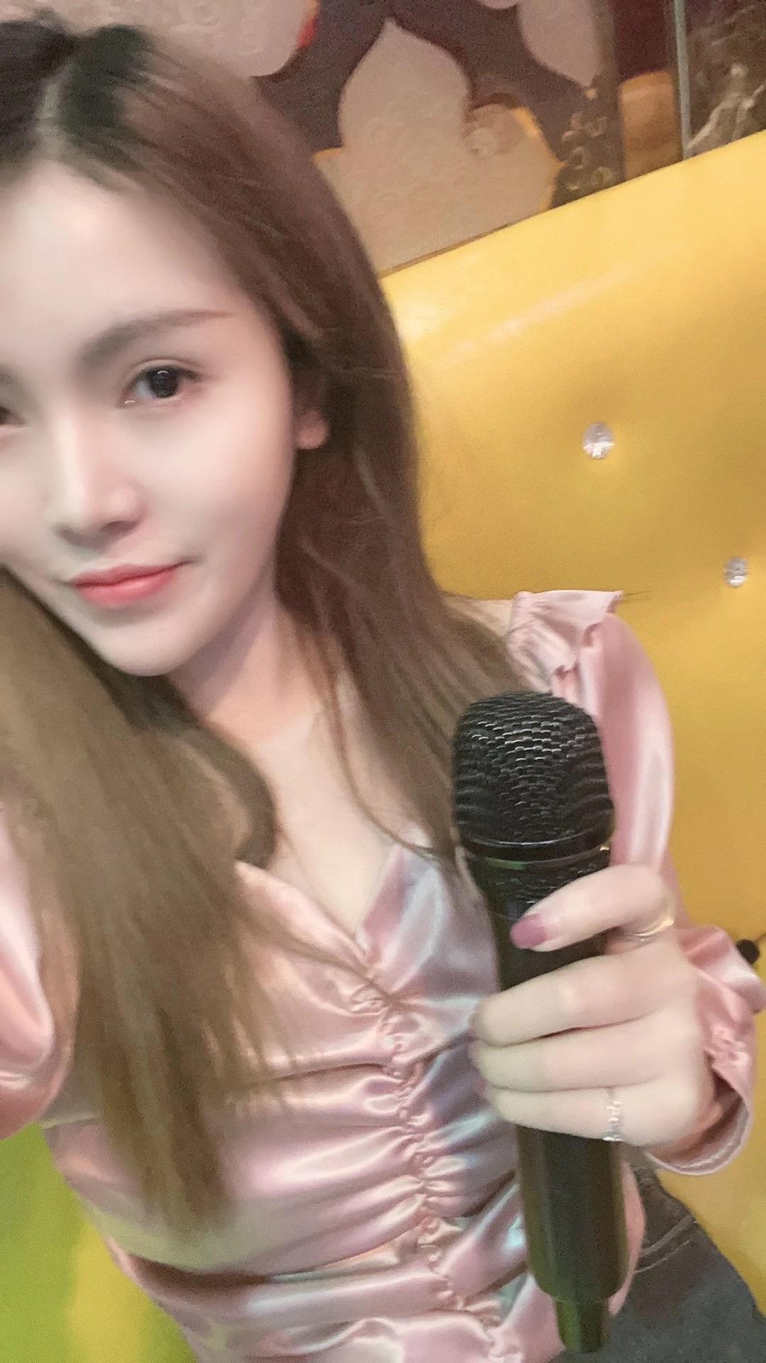 152054gn568gs4ih9v2iry.jpg
