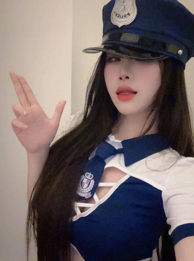 163333qhh8lhja2jy872a2.jpg