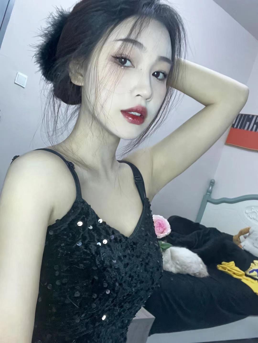 215658lo2dcpmuoph3tzl2.jpg