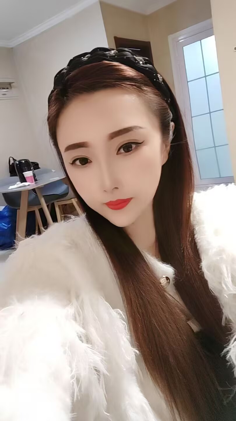 0E695C4C30C37537B8B769B8A6E16111.jpg
