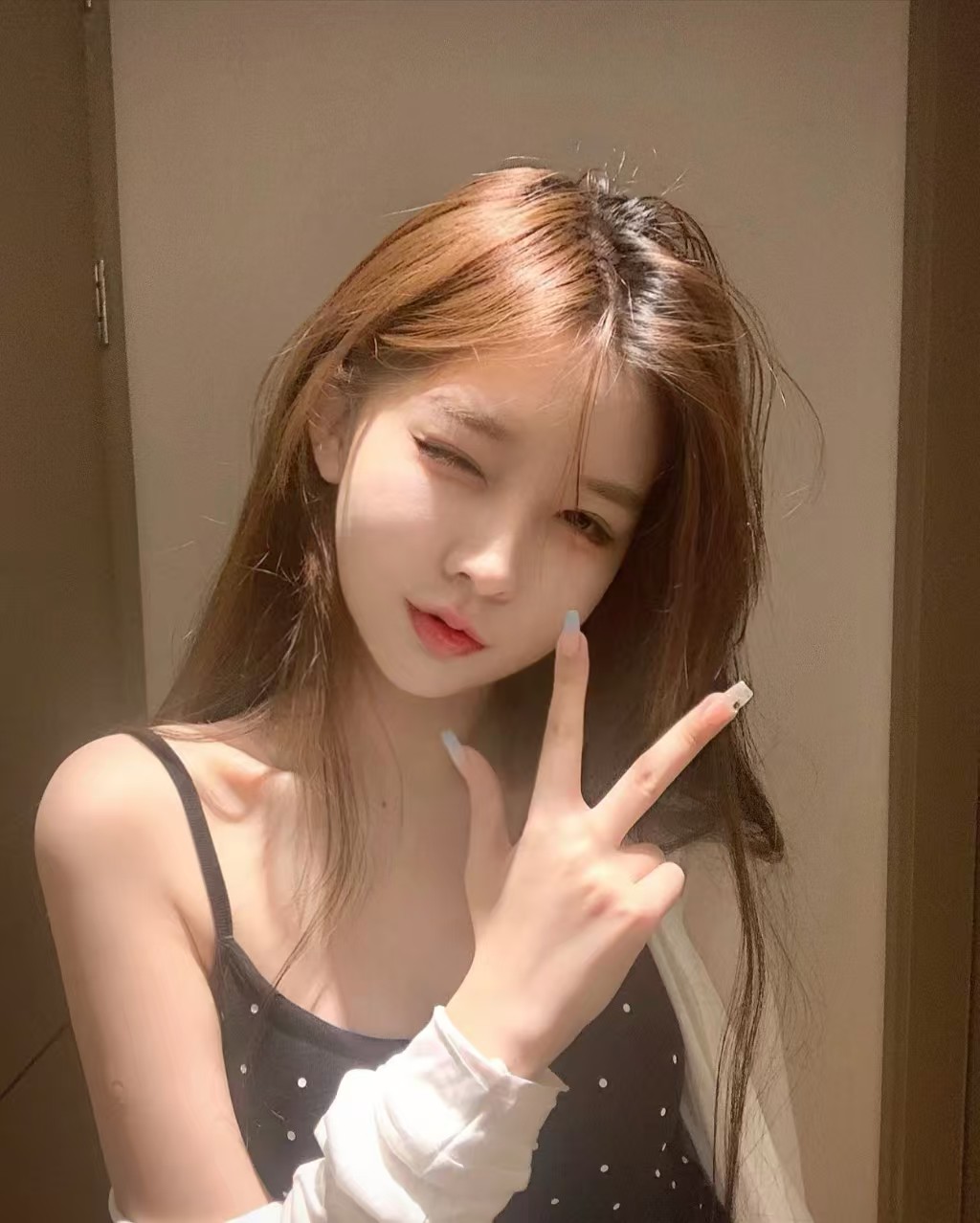 135740yew1tctt6kk6vt6z.jpg
