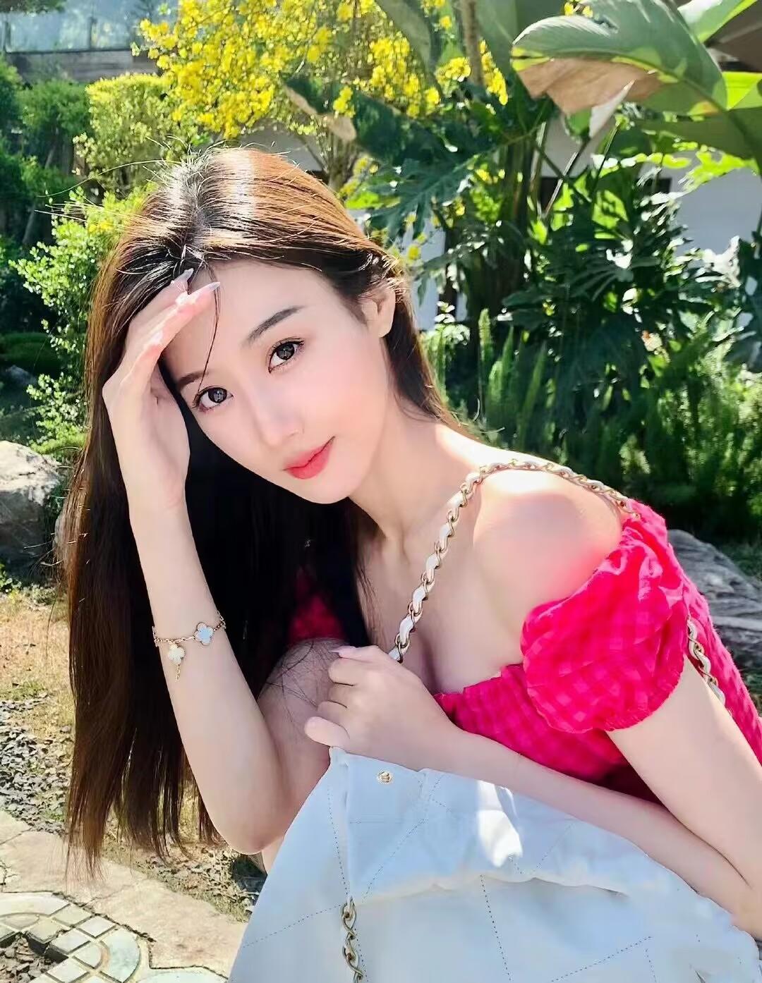 6dba18fe1ff46fd0e978a3f5d0db5b10.jpg